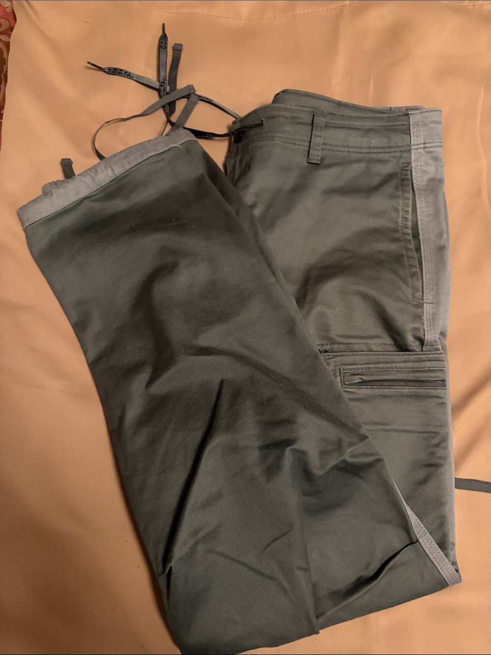 Dockers Olive Green Cargo Pants with Gray Trim